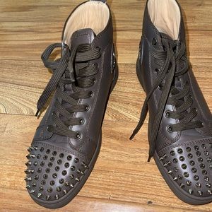 Authentic Men RED BOTTOMS sz 40 1/2